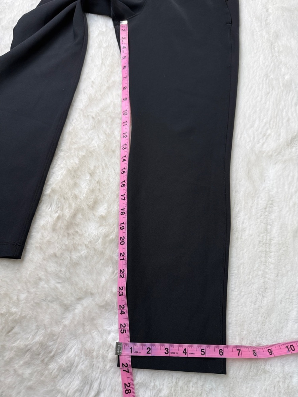 LULULEMON On The Fly Pants Size 4 Black 27” Packable Stretch Elastic Waist Read - Picture 13 of 15